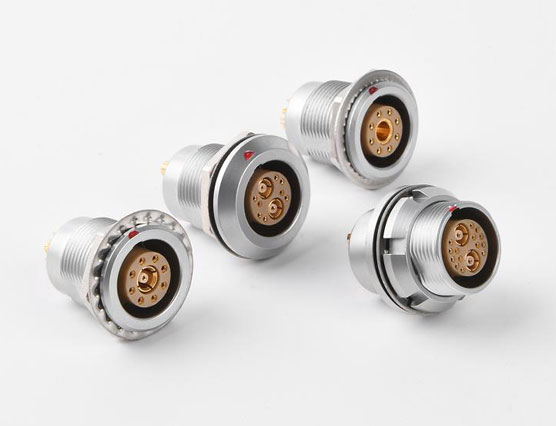 航空連接器的連接方式對(duì)電流和信號(hào)傳輸?shù)挠绊懭绾危? class=